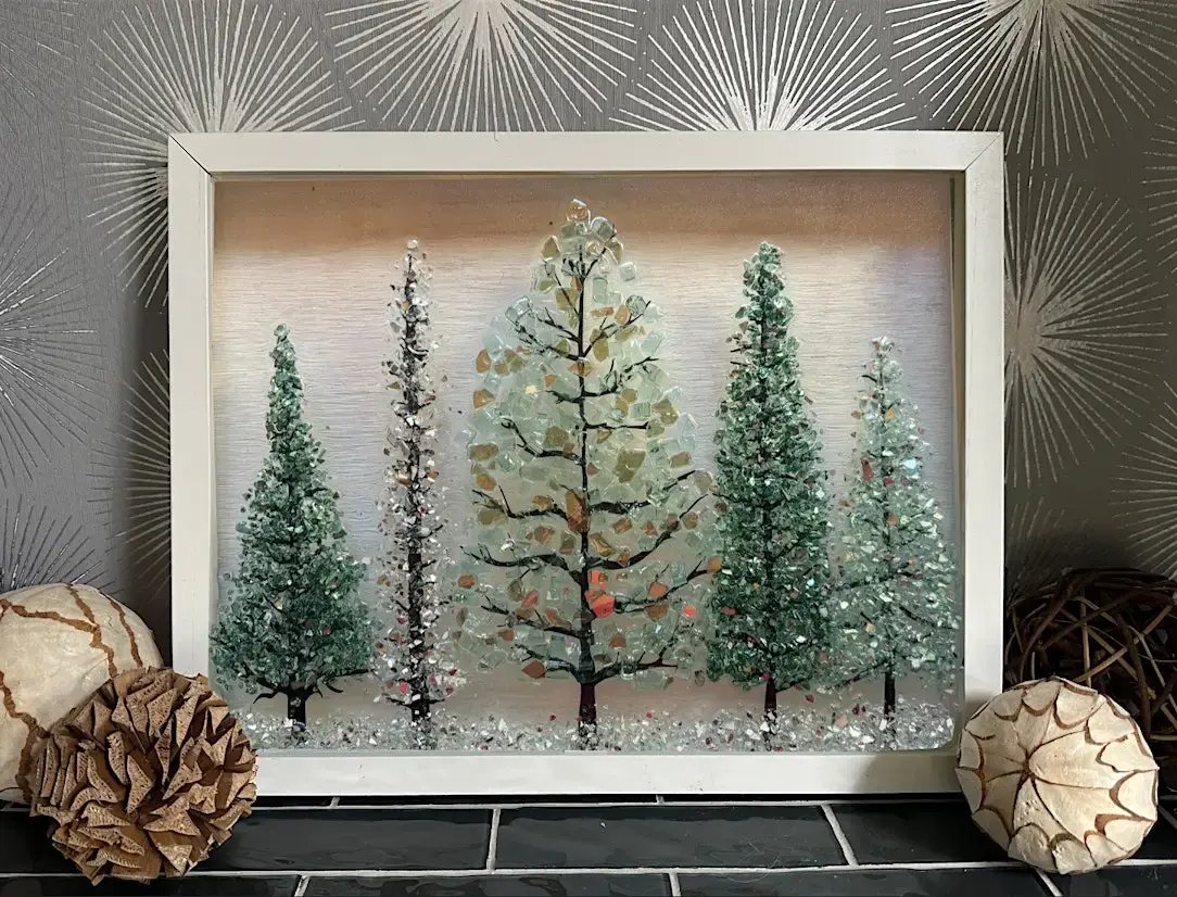 Crushed Glass Christmas Tree Scene on Frame Paint Art Sip Class